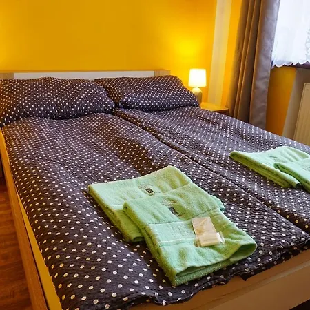 Penzion-Hospudka U Kamenneho Sloupu * Domažlice